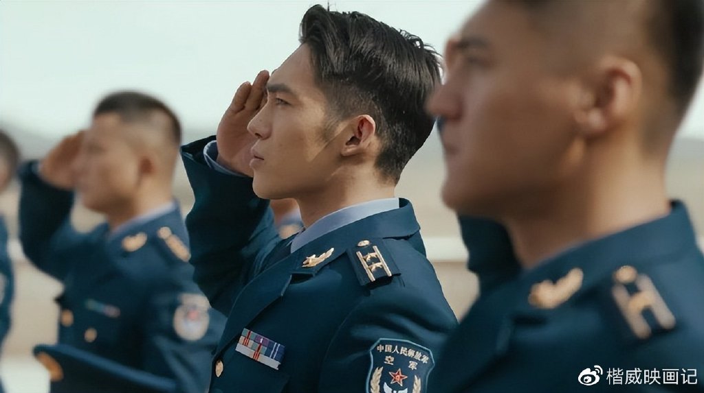 《长空之王》上映,喜欢《壮志凌云》和王一博的观众可以去看看休闲区蓝鸢梦想 - Www.slyday.coM 《长空之王》上映,喜欢《壮志凌云》和王一博的观众可以去看看休闲区蓝鸢梦想 - Www.slyday.coM