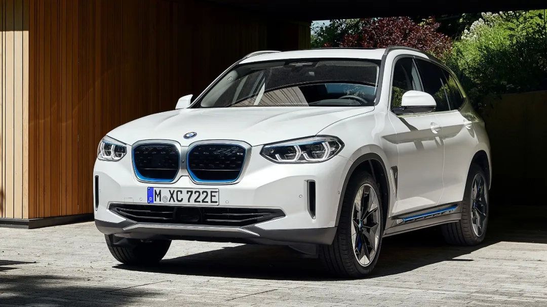 年轻人的第一台AMG!只需不到4000块!