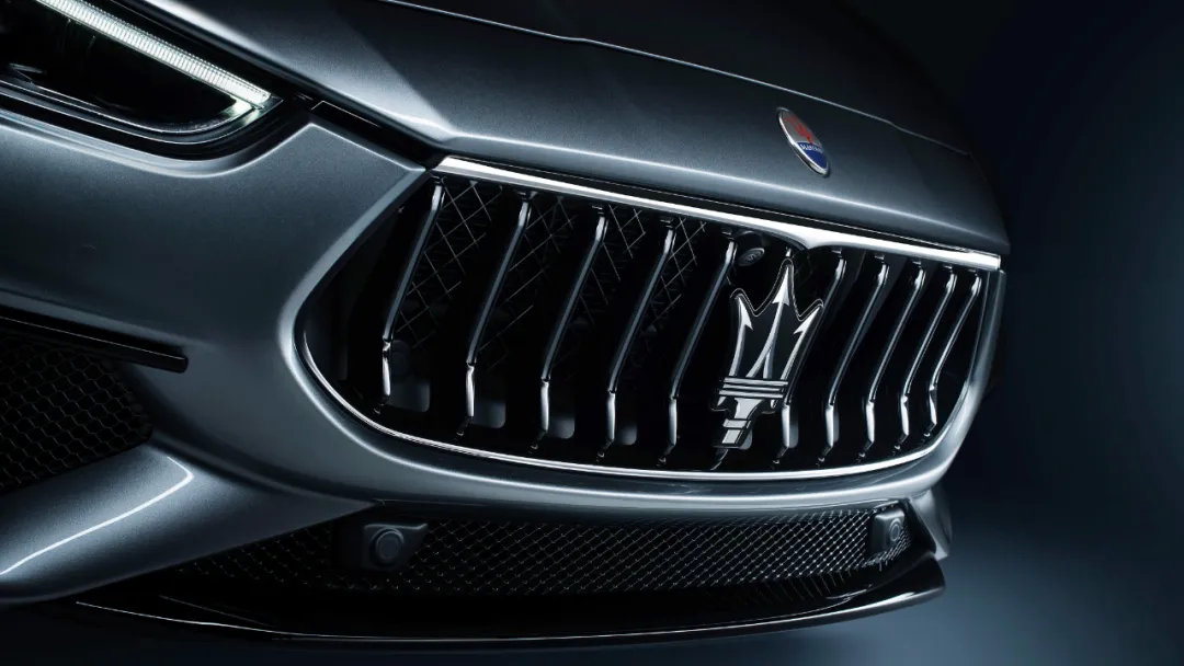 年轻人的第一台AMG!只需不到4000块!