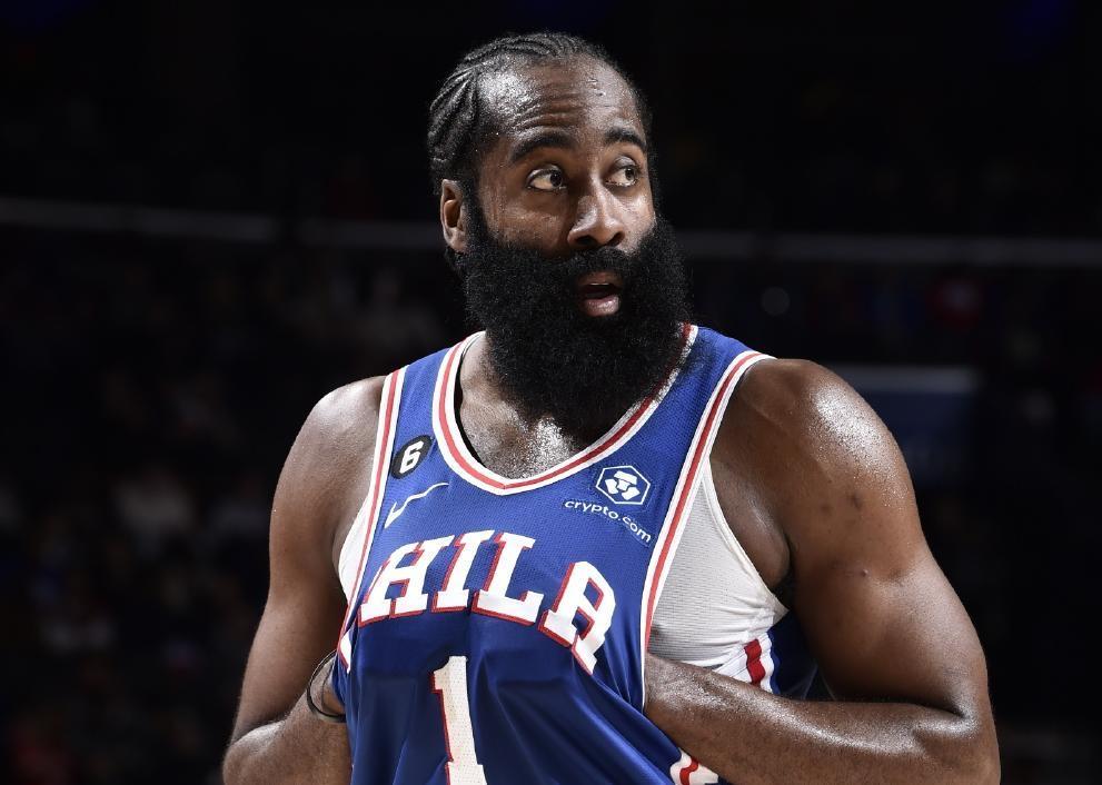 哈登NBA生涯高光时刻全记录突破分球后撤步三分统治赛场的超级巨星表现