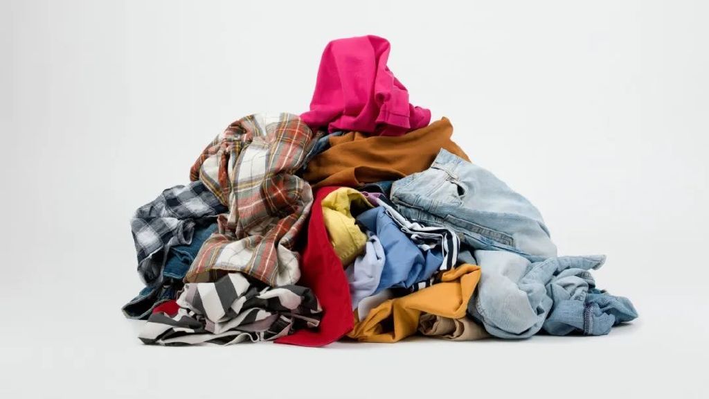 Is It Bad To Throw Clothes Away at Rose Anderson blog