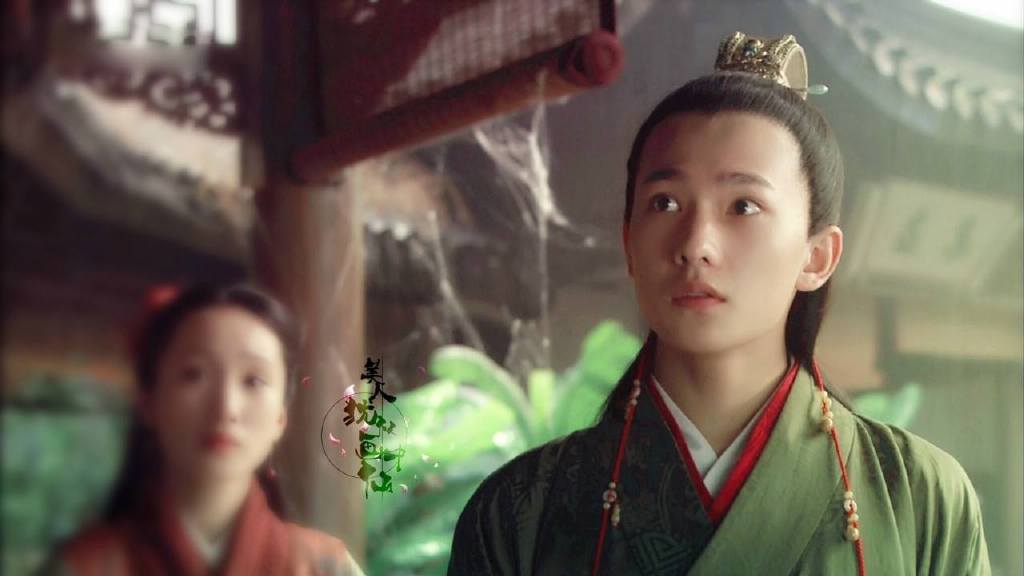 新版《红楼梦》中,贾宝玉的扮演者有两位,分别是于小彤和杨洋.