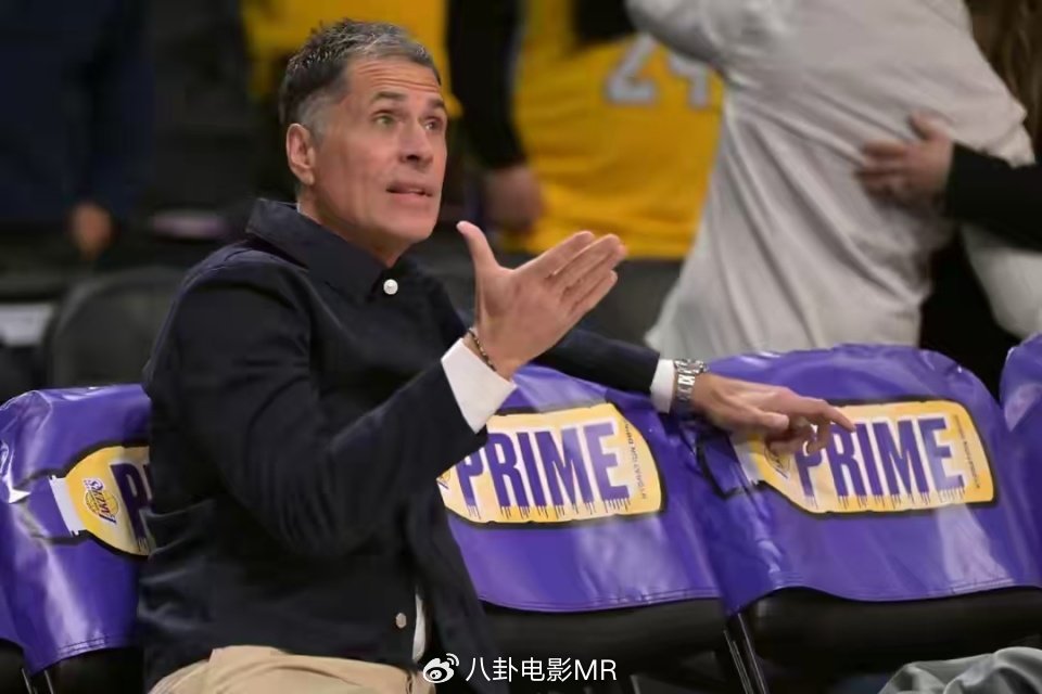 刚签3800万大合同又伤了！湖人退货太明智，杨瀚森好兄弟迎契机