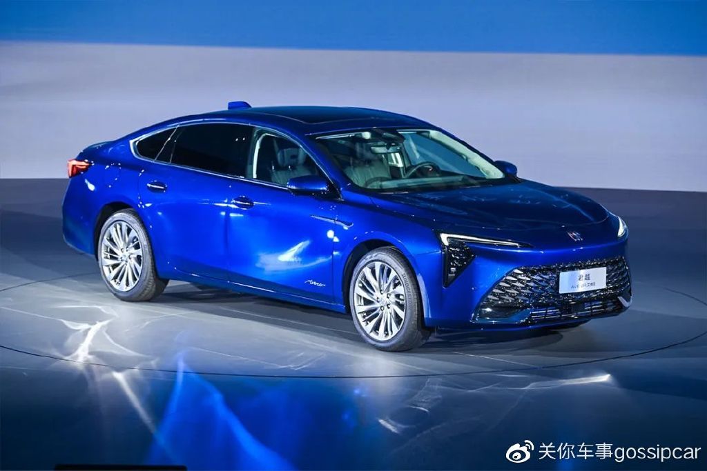 起售价17.99万元,全新一代别克君越对手是谁,值得买?