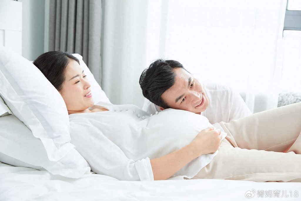 胎宝宝在妈妈肚子里会无聊吗？一组图告诉你胎宝在子宫里很欢乐