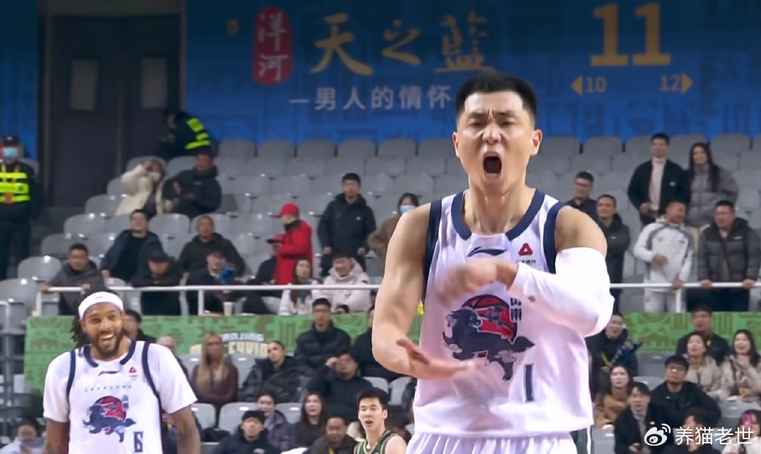 CBA最惨烈一战！山东4人被罚下仍“惨胜”：高诗岩给郭士强长脸了？