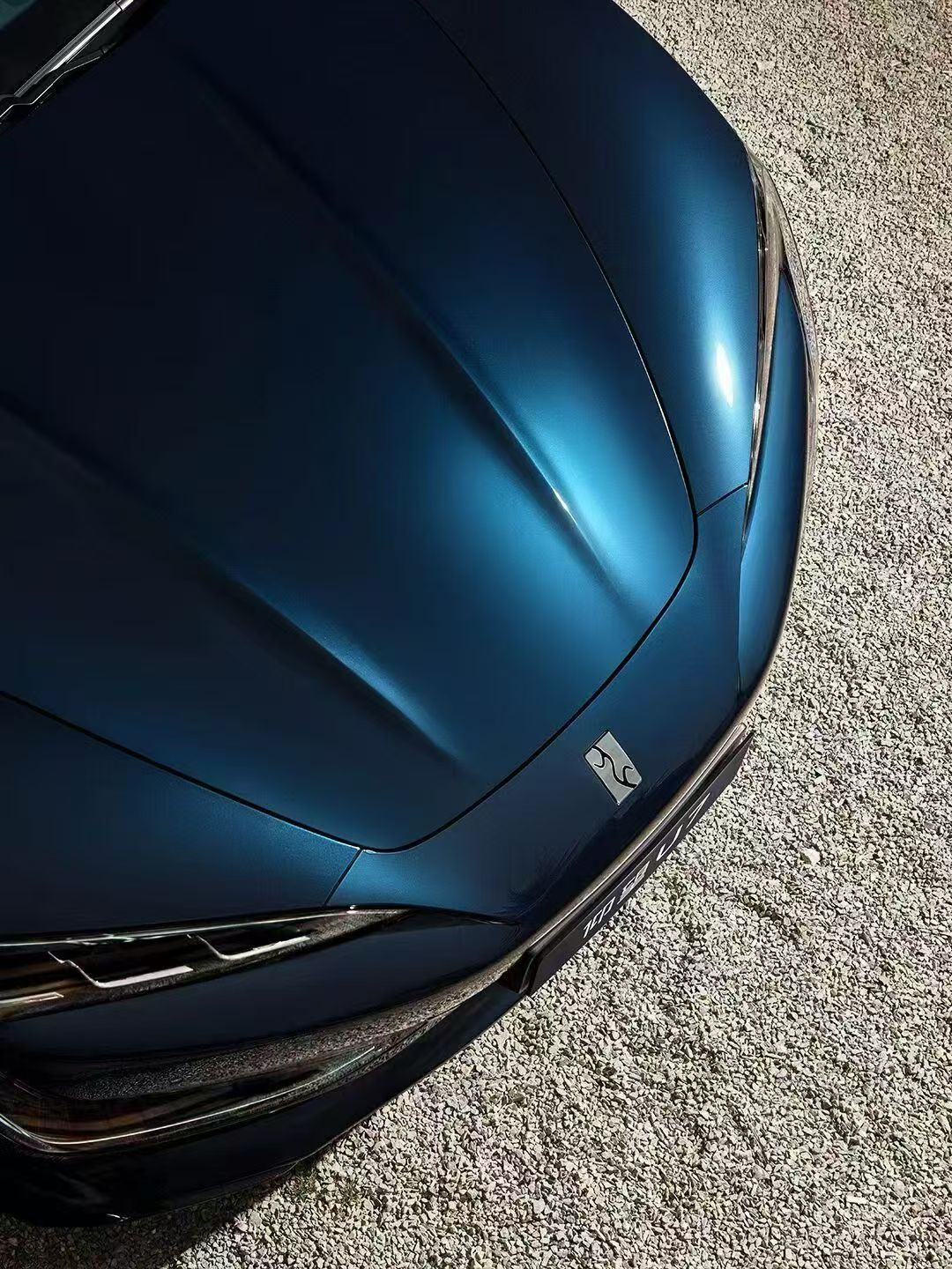 仰望U7星河蓝亮相广州车展，11月21日开启星空视觉盛宴