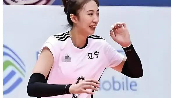 好消息，中国女排第一二传手升官了，丁霞新身份露面，大展宏图！