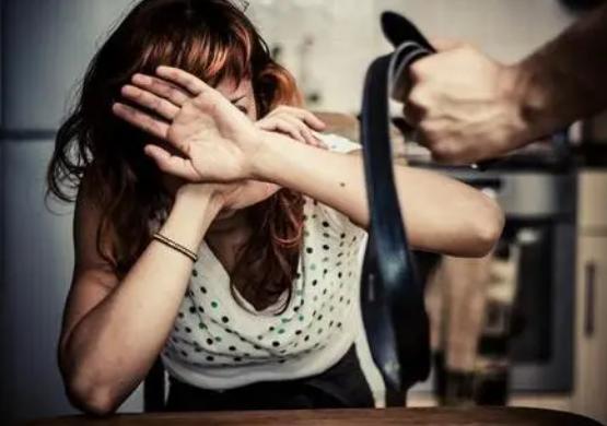 妻子提离婚遭拒绝,丈夫欲电死妻子后轻生,检察院:有期徒刑一年休闲区蓝鸢梦想 - Www.slyday.coM 妻子提离婚遭拒绝,丈夫欲电死妻子后轻生,检察院:有期徒刑一年休闲区蓝鸢梦想 - Www.slyday.coM