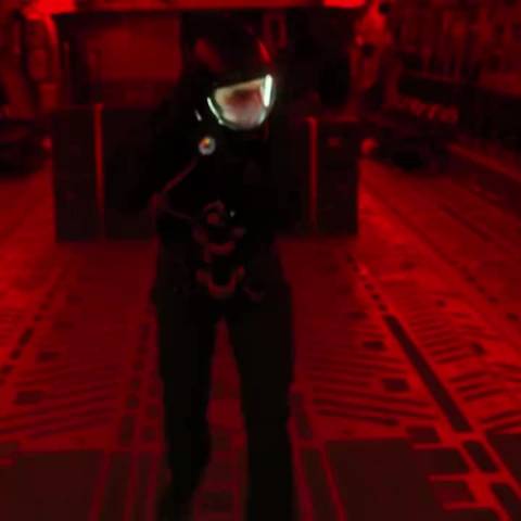 阿汤哥硬核实拍！《碟中谍》跨越30年，极限挑战燃爆大银幕