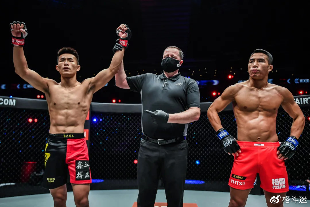 昨晚！中韩KO大战！中国猛将暴力终结<a href=