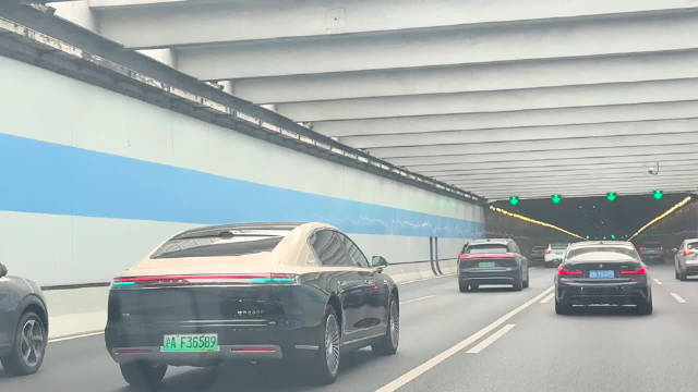 尊界S800售价百万热销，智能化能源重构豪华车定义