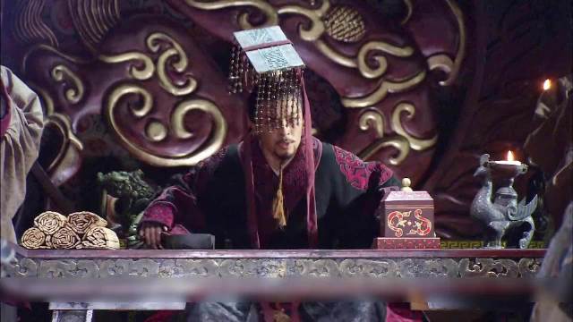 赢华战死才夺汉中，张仪为何要拱手送楚？这才是纵横家的顶级格