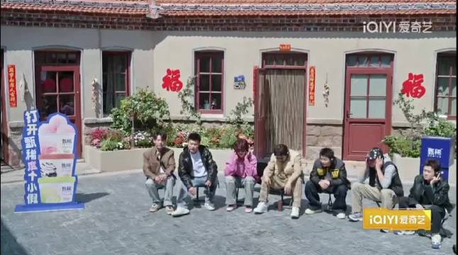 “方言传话筒”给我笑完了，笑的在床上打滚，满地找头。山东人应该都能听出来吧五哈鹿晗邓超陈赫范志毅王勉老舅