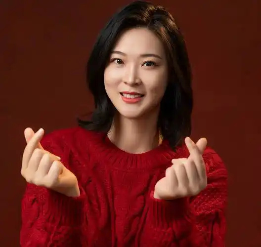 婉拒女排安排，退役7年，惠若琪如今的级别和年薪如何？