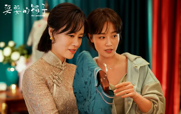 “刘茵”一心做好儿媳妇,努力讨好婆婆后发现,自己只是个外人休闲区蓝鸢梦想 - Www.slyday.coM “刘茵”一心做好儿媳妇,努力讨好婆婆后发现,自己只是个外人休闲区蓝鸢梦想 - Www.slyday.coM