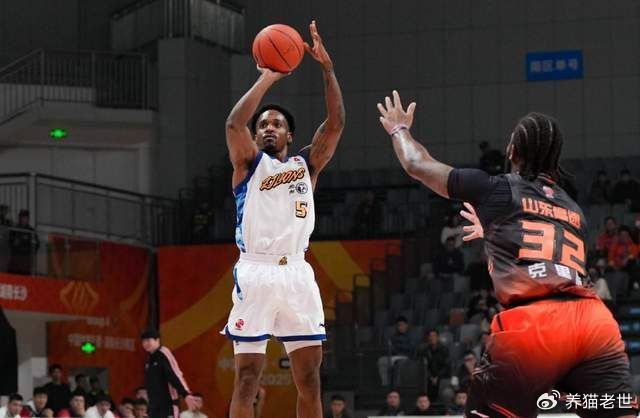 都是全额保障！浙江广厦已经将四名外援合同正式转正，王博眼光毒辣