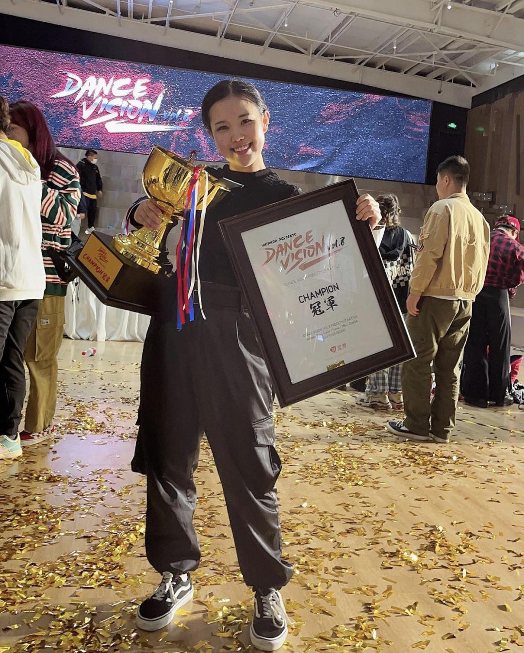 狂欢派对预热周年庆，<a href=