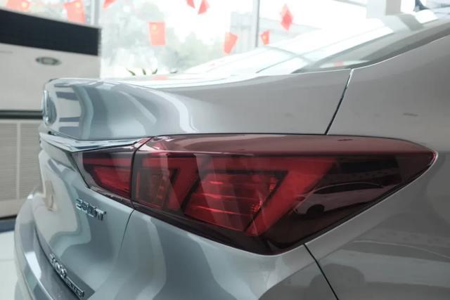 短试长安逸动PLUS:标准答案之外的小惊喜