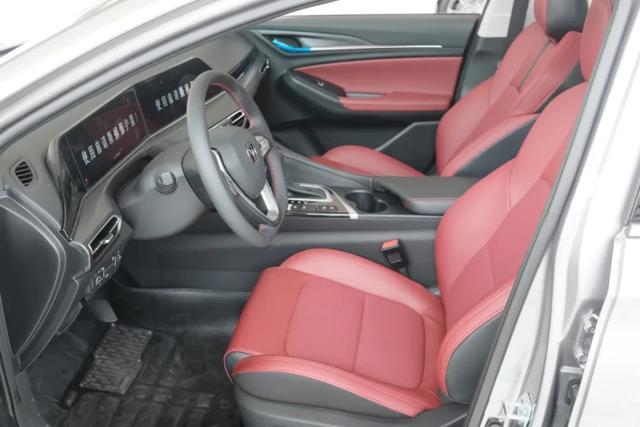 短试长安逸动PLUS:标准答案之外的小惊喜