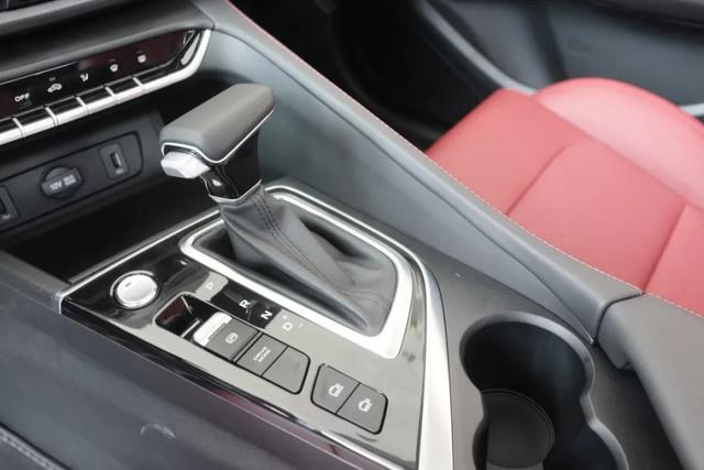 短试长安逸动PLUS:标准答案之外的小惊喜