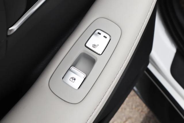 试驾第十代索纳塔:看烦了雅阁迈腾,这个老牌韩系能顶上去吗?