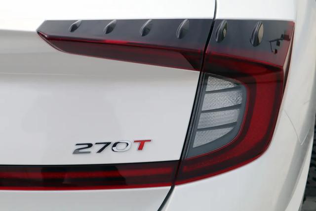 试驾第十代索纳塔:看烦了雅阁迈腾,这个老牌韩系能顶上去吗?