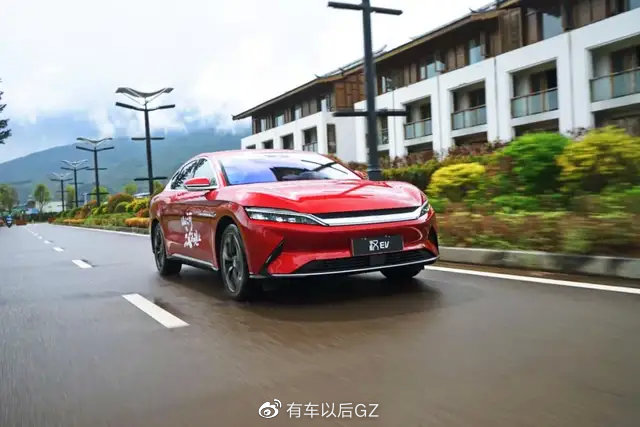 真正的爆款,一年卖小40万台,3万多就能买,这些车真的香!