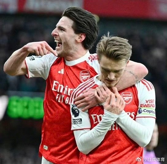 足坛一夜动态：阿森纳、曼城、利物浦均2-1胜 切尔西惨遭维拉逆转