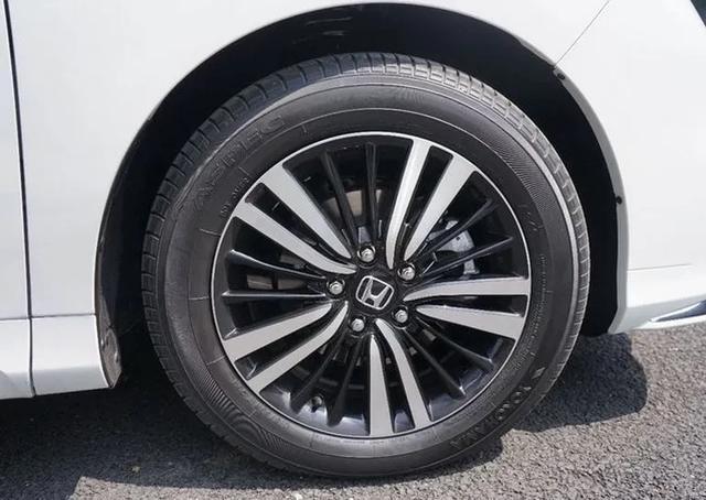 独立评测本田奥德赛:油耗6L/加速9.8S,还比从前更柔顺