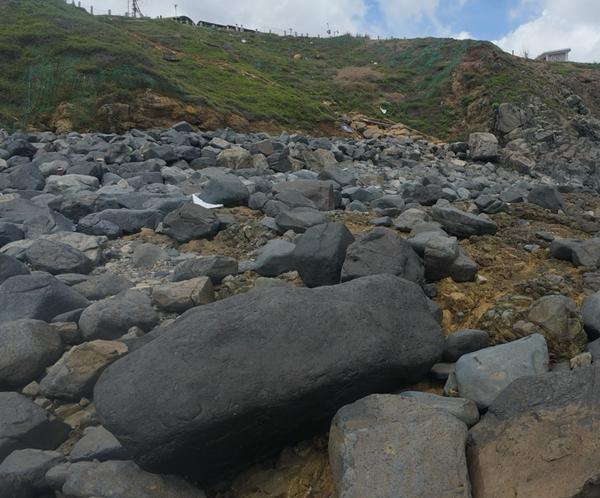 旅游观察警惕那些被流量美化的“户外”与远方