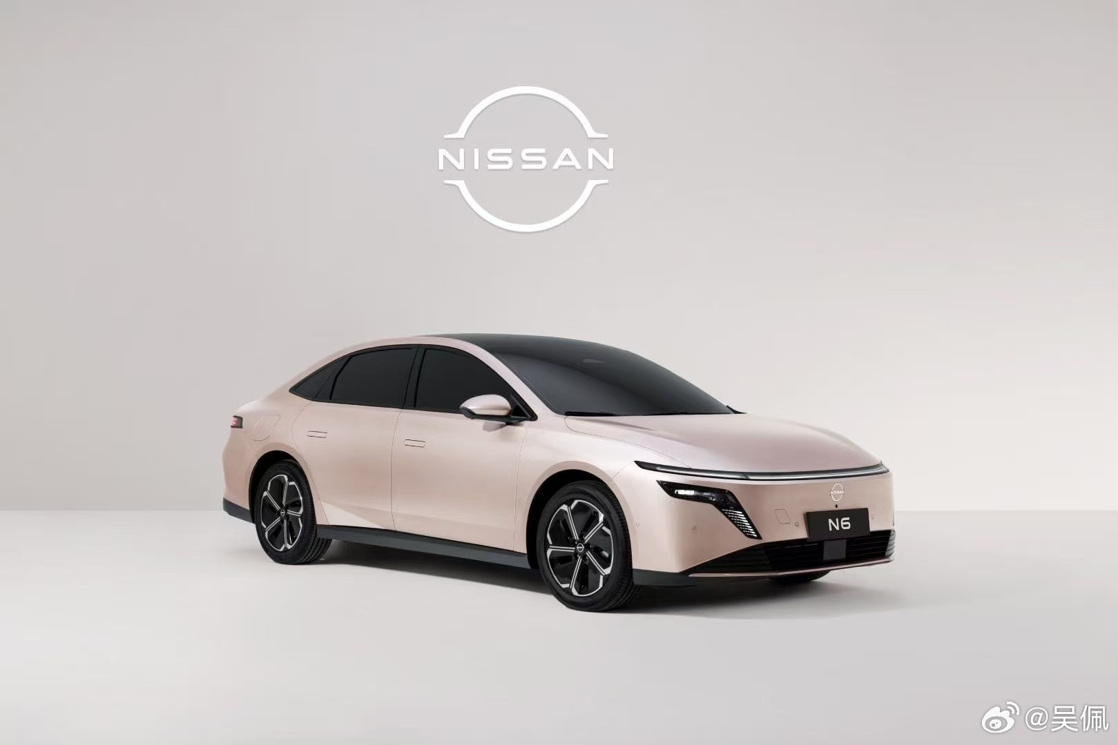 日产N6对比银河A7，21度电池纯电150km续航4米8车长10万级