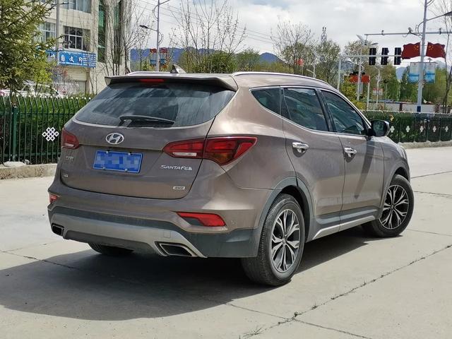 十几万买台小汉兰达?2017款现代胜达2.0T似乎问题不大