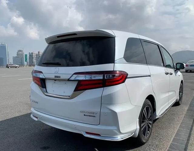 独立评测本田奥德赛:油耗6L/加速9.8S,还比从前更柔顺