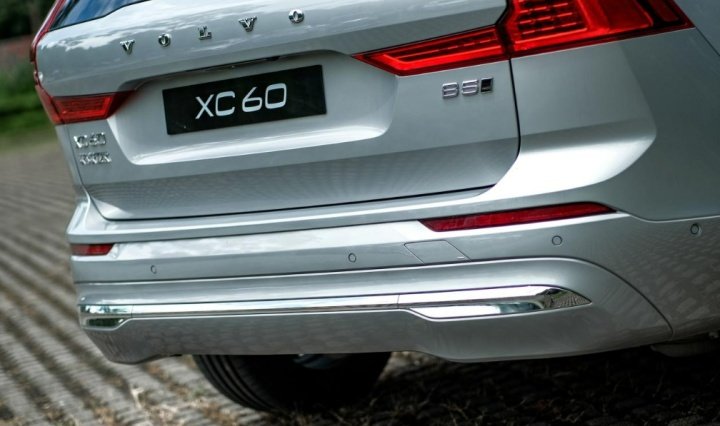 北欧or德系!沃尔沃XC60对比奔驰GLC谁更值得买?