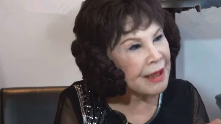 87岁香港女星否认整容，曾为富豪生6胎没名分，再遇富豪当阔太