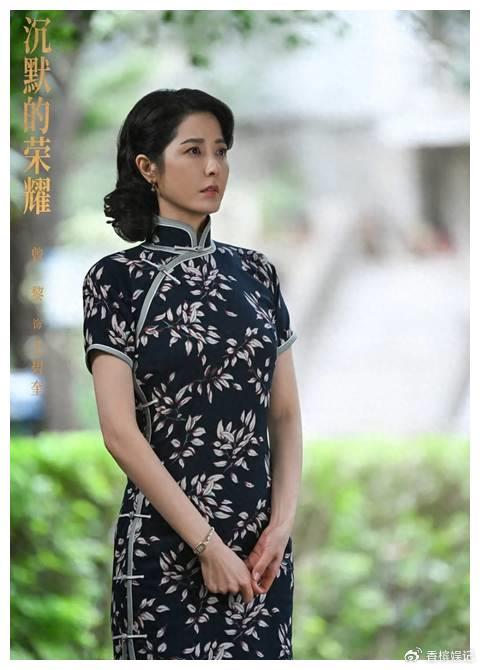 曾黎表演被网友质疑？那盒被掰碎的凤梨酥就是最好回应