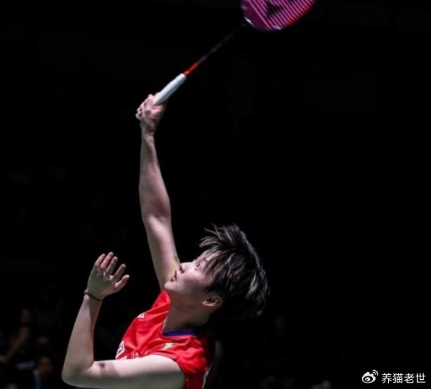 连得10分击溃世界第16！送泰国名将交手6连败，陈雨菲2-0晋级八强