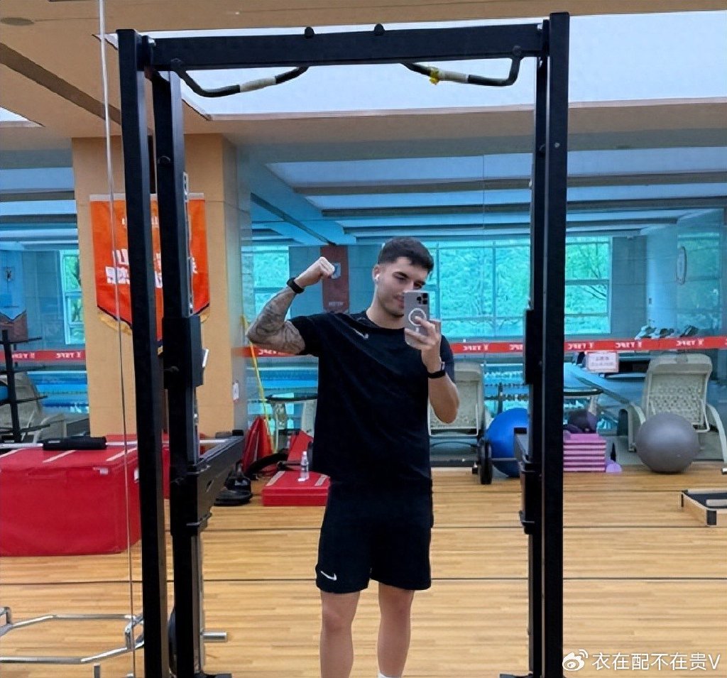 泰山队动态，恢复训练时间确定，外援韩国游玩，谢文能拿到驾照