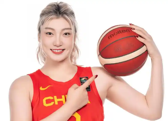 连续落选，李梦退役？李梦发声，官宣决定，张隆期待，宫鲁鸣看懂