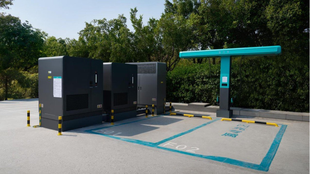 比亚迪把充电站建到了家门口