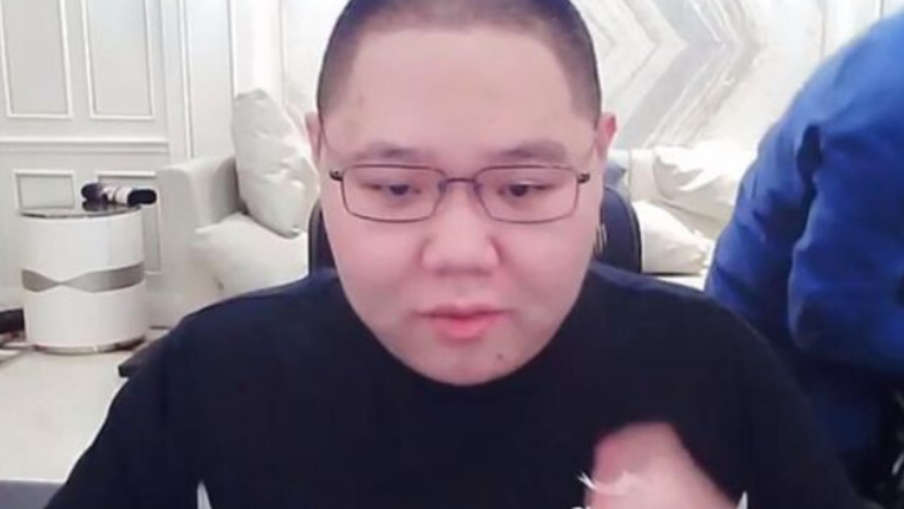 PDD好友透露,他已经实现财富自由了,以后不可能再回归直播圈 PDD好友透露,他已经实现财富自由了,以后不可能再回归直播圈