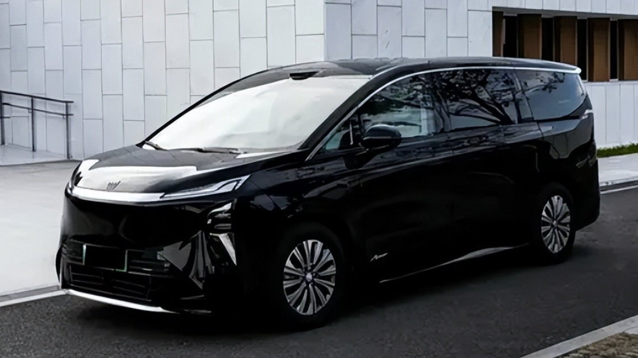 别克新MPV咋选？车长5米26，三种动力，纯电续航632km，首选插混