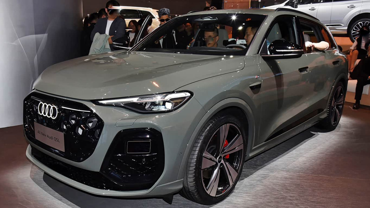 广州车展丨全新奥迪Q5内饰亮相，副驾娱乐屏不缺席