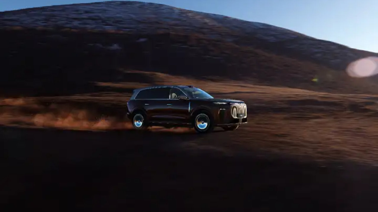 豪华SUV遇上华为硬实力 谁是岚图泰山的“知音”？