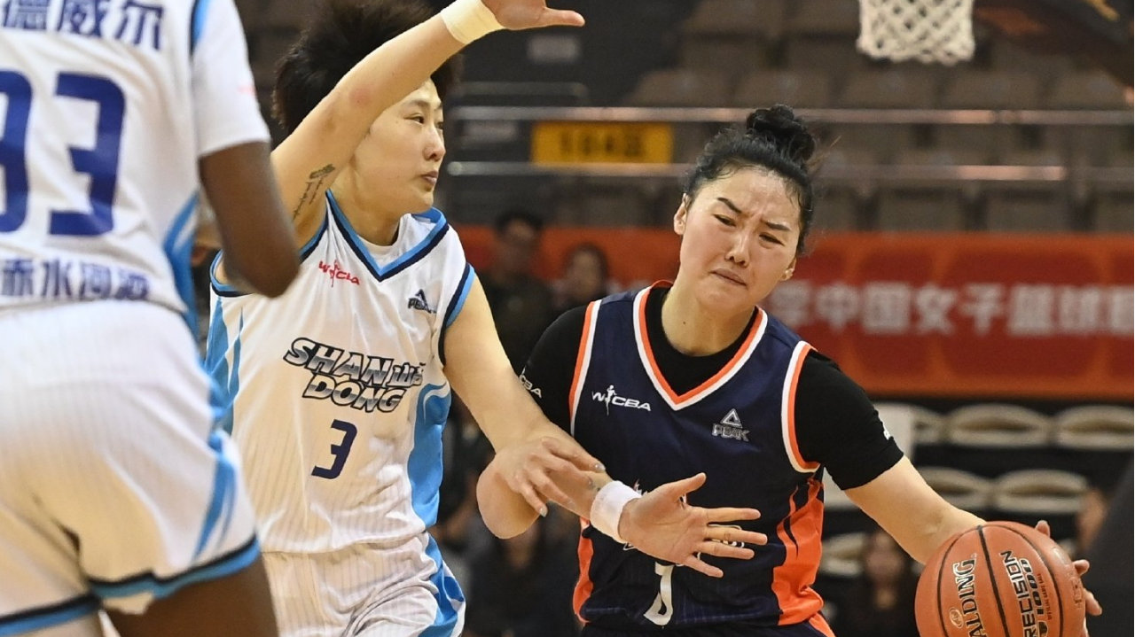 轰21+13！中国女篮31岁王牌闪耀季后赛：无惧2米26张子宇