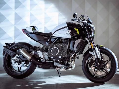 国产最美运动复古摩托 春风700CL-X运动版来了 前单碟变双碟刹