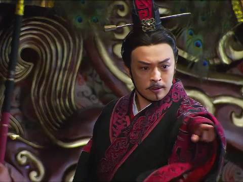 赢驷蛰伏三年，出手就是王炸