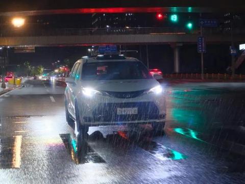 小马智行在北京、广州、深圳三城开启 7×24 全天候自动驾驶测试