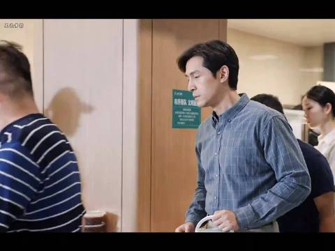 县委书记带母亲看病受到了不一般的待遇